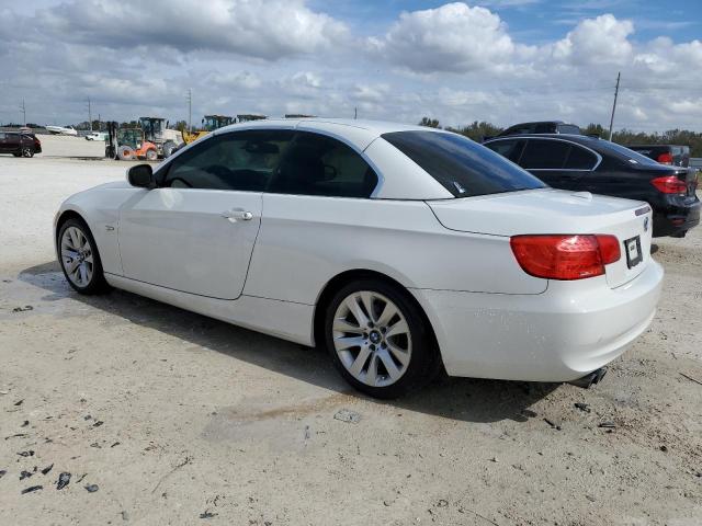 WBADW3C52CE821968 - 2012 BMW 328 I WHITE photo 2