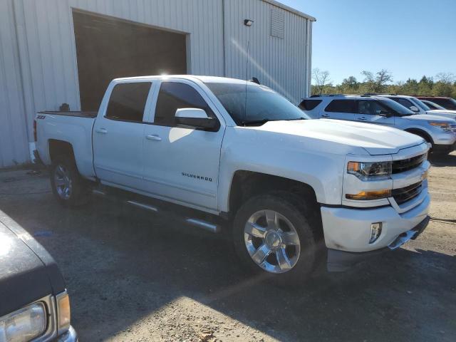 3GCUKREC6HG230538 - 2017 CHEVROLET SILVERADO K1500 LT WHITE photo 4