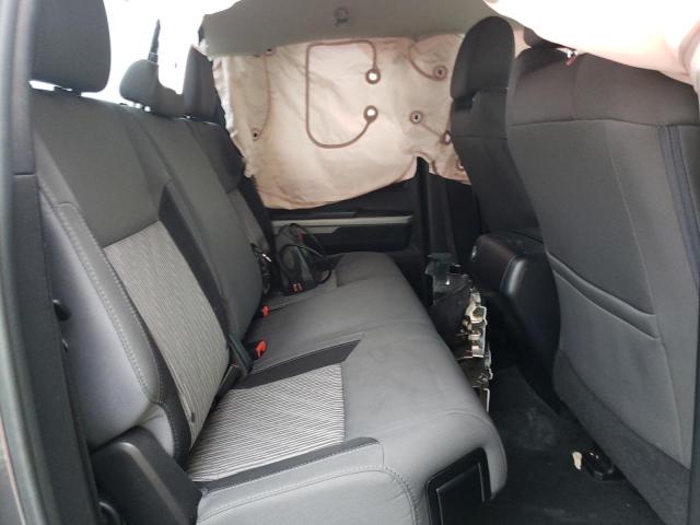 5TFUW5F13GX570251 - 2016 TOYOTA TUNDRA DOUBLE CAB SR/SR5 GRAY photo 10