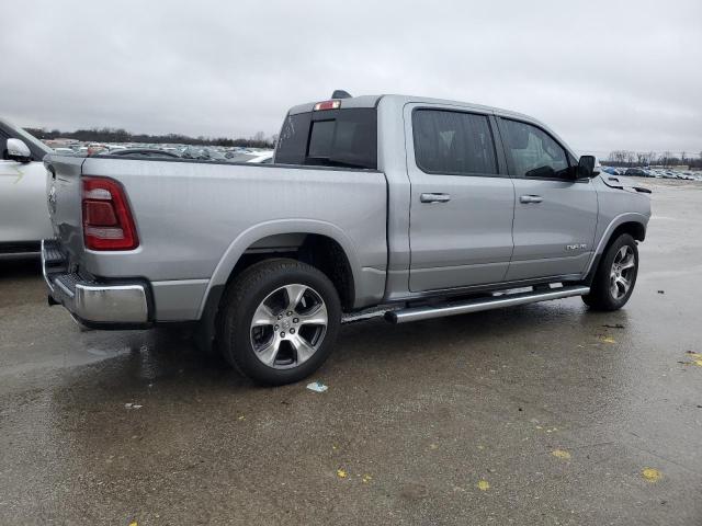 1C6RREJT7KN506733 - 2019 RAM 1500 LARAMIE SILVER photo 3