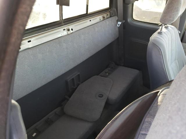 4TASN92N1YZ592986 - 2000 TOYOTA TACOMA XTRACAB PRERUNNER Gümüş foto 10