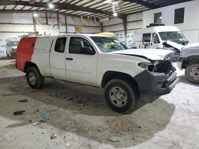 5TFRX5GN3HX085016 - 2017 TOYOTA TACOMA ACCESS CAB WHITE photo 4