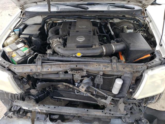 5N1AR18WX5C704927 - 2005 NISSAN PATHFINDER LE WHITE photo 11