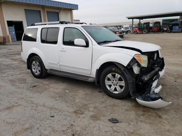 5N1AR18WX5C704927 - 2005 NISSAN PATHFINDER LE თეთრი ფოტო 4