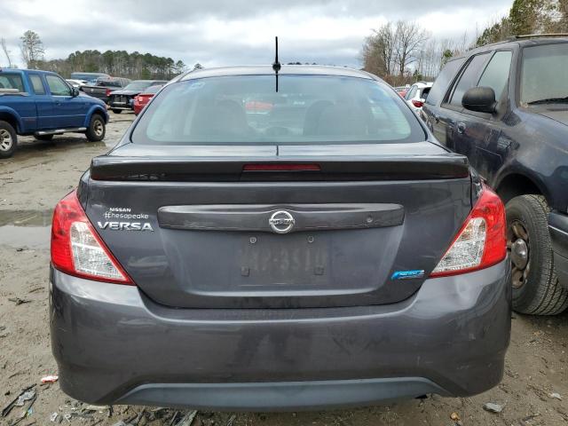 3N1CN7APXFL928089 - 2015 NISSAN VERSA S GRAY photo 6