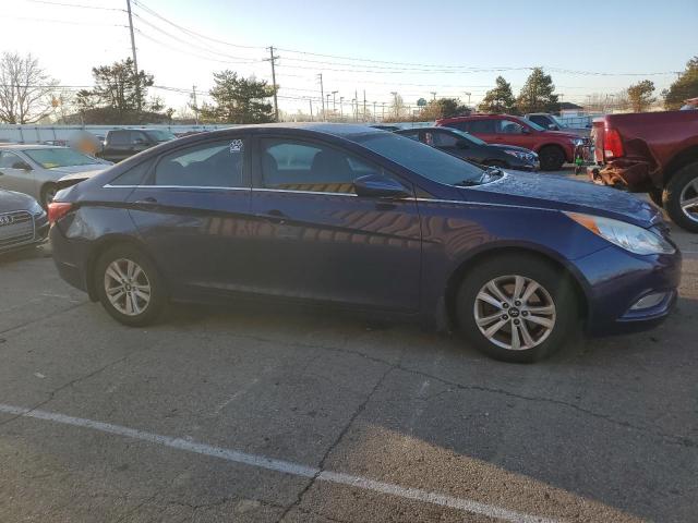 5NPEB4AC2DH695512 - 2013 HYUNDAI SONATA GLS BLUE photo 4