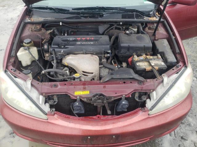 4T1BE32K02U023652 - 2002 TOYOTA CAMRY LE RED photo 11