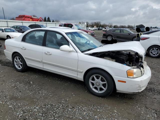 KNAGD126945265855 - 2004 KIA OPTIMA LX WHITE photo 4