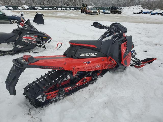 SN1TLC8M1PC263116 - 2023 POLA SNOWMOBILE RED photo 4