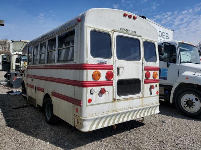 1GBJG31K381204562 - 2008 CHEVROLET EXPRESS G3 WHITE photo 2