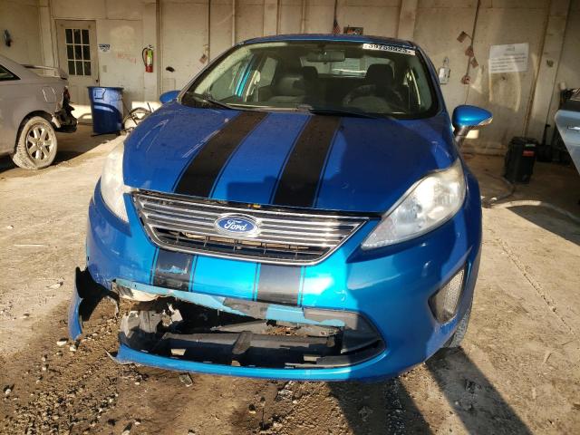 3FADP4BJ0DM184908 - 2013 FORD FIESTA SE BLUE photo 5