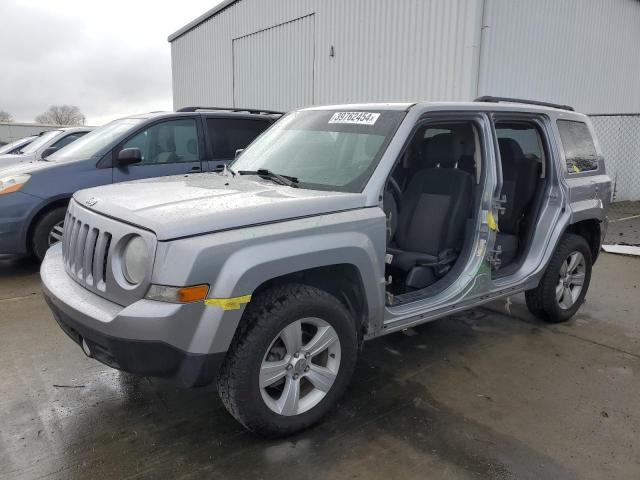 1C4NJRFB5ED822616 - 2014 JEEP PATRIOT LATITUDE SILVER photo 1