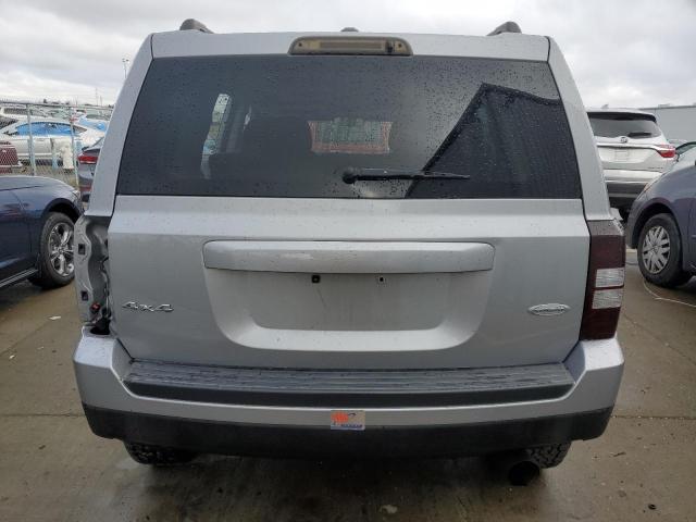 1C4NJRFB5ED822616 - 2014 JEEP PATRIOT LATITUDE SILVER photo 6