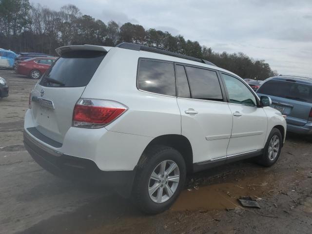 5TDZK3EH3DS131718 - 2013 TOYOTA HIGHLANDER BASE أبيض صورة 3