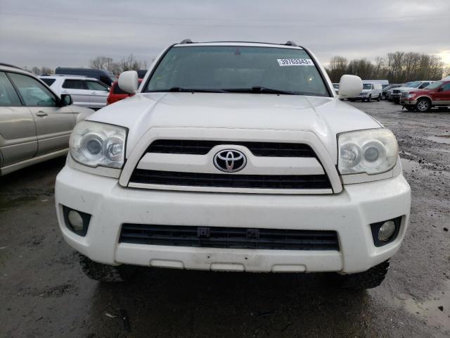 JTEBU17R568053323 - 2006 TOYOTA 4RUNNER LIMITED WHITE photo 5