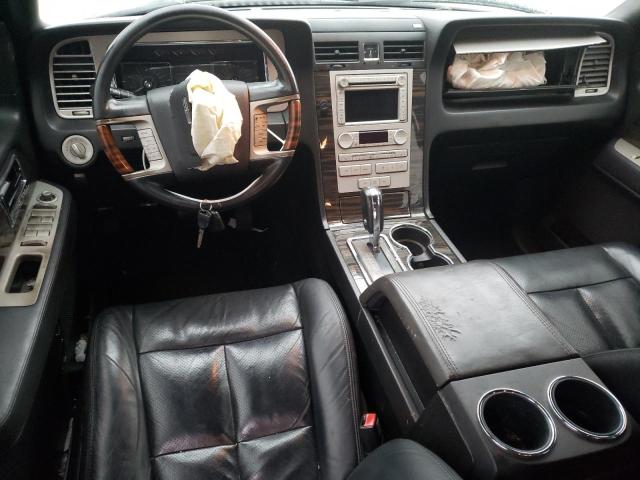 5LMFU28548LJ18839 - 2008 LINCOLN NAVIGATOR შავი ფოტო 8