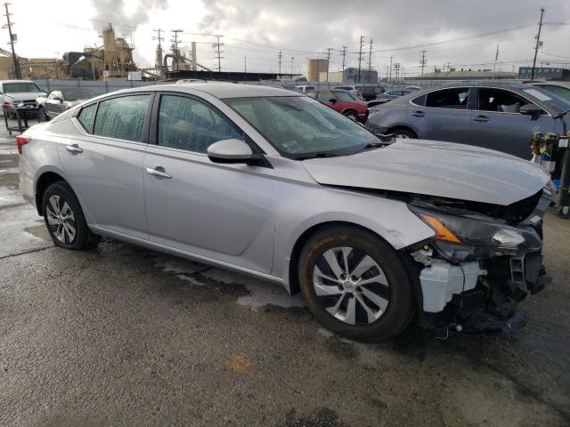 1N4BL4BV1NN422147 - 2022 NISSAN ALTIMA S SILVER photo 4