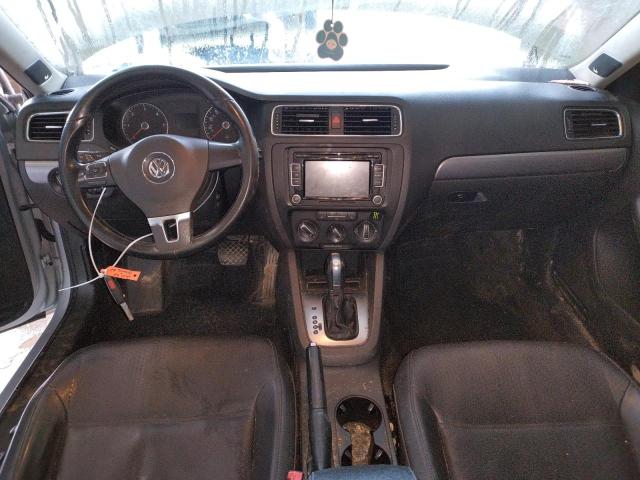 3VWLL7AJ8DM385599 - 2013 VOLKSWAGEN JETTA TDI SILVER photo 8