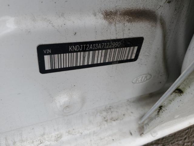 KNDJT2A13A7122990 - 2010 KIA SOUL WHITE photo 12