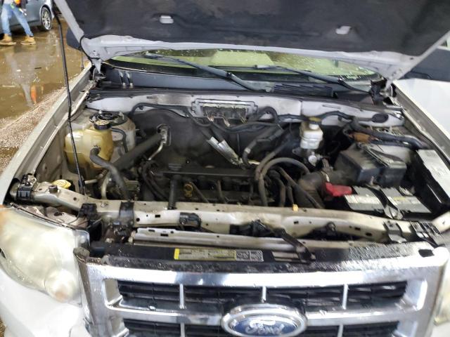 1FMCU03769KA03895 - 2009 FORD ESCAPE XLT WHITE photo 11