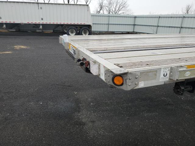 1UYFS2488GA532909 - 2016 UTILITY FLATBED TR WHITE photo 8