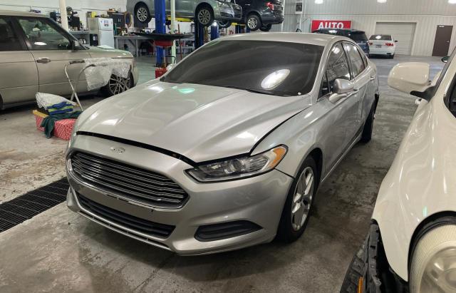 1FA6P0H72E5378165 - 2014 FORD FUSION SE SILVER photo 2