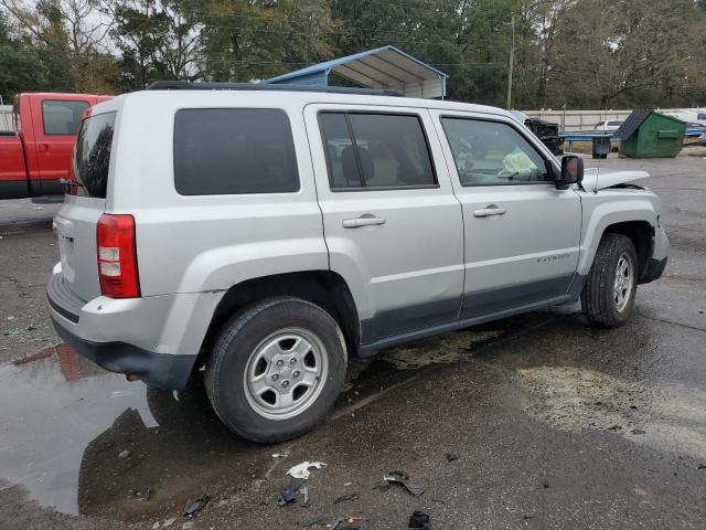 1C4NJRBB8DD203173 - 2013 JEEP PATRIOT SPORT SILVER photo 3