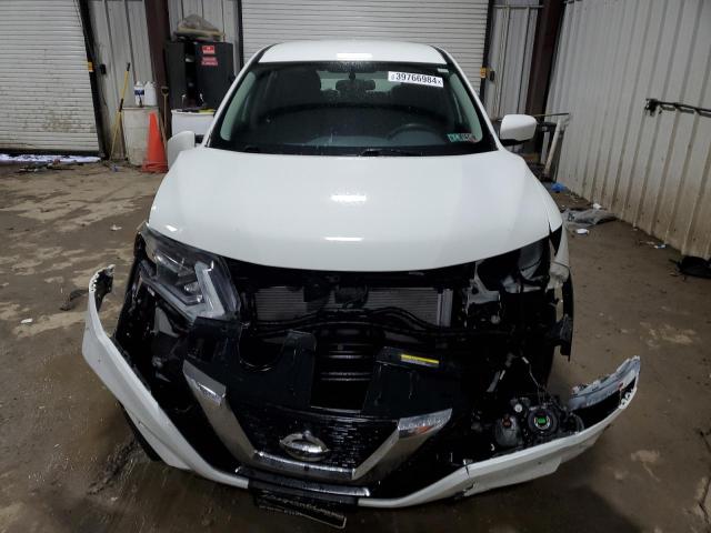 5N1AT2MV0HC799538 - 2017 NISSAN ROGUE SV WHITE photo 5