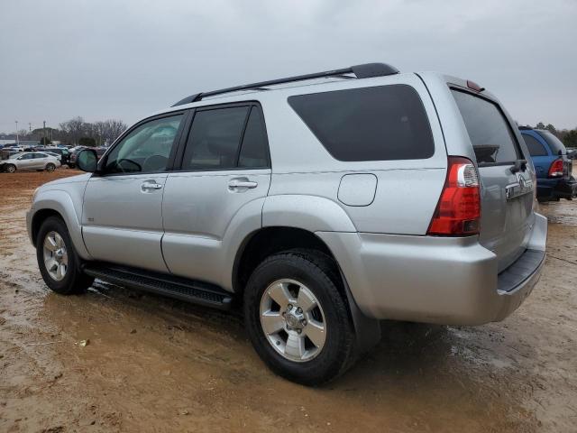 JTEZU14R08K012574 - 2008 TOYOTA 4RUNNER SR5 SILVER photo 2