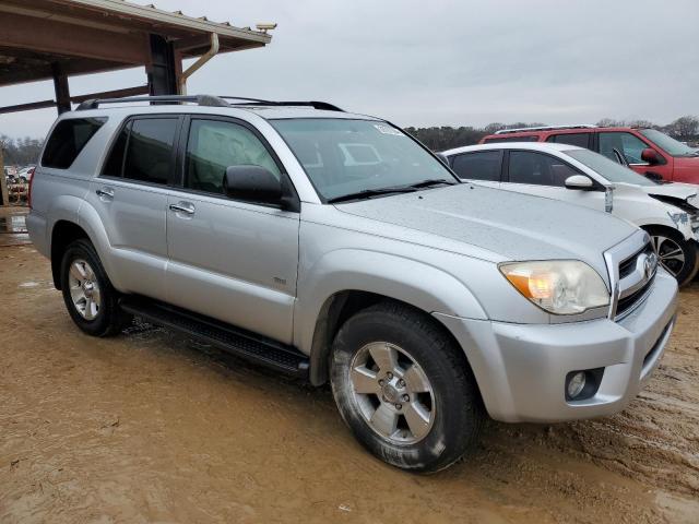 JTEZU14R08K012574 - 2008 TOYOTA 4RUNNER SR5 SILVER photo 4