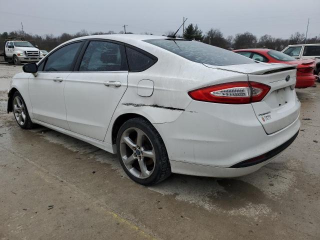 3FA6P0HR4DR147670 - 2013 FORD FUSION SE WHITE photo 2