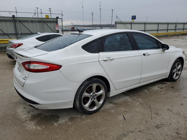 3FA6P0HR4DR147670 - 2013 FORD FUSION SE WHITE photo 3