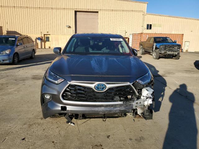 5TDZARAH2MS503870 - 2021 TOYOTA HIGHLANDER HYBRID LE GRAY photo 5