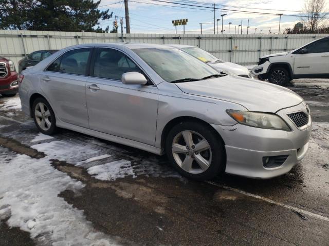 4T1BF3EK4BU200616 - 2011 TOYOTA CAMRY BASE SILVER photo 4