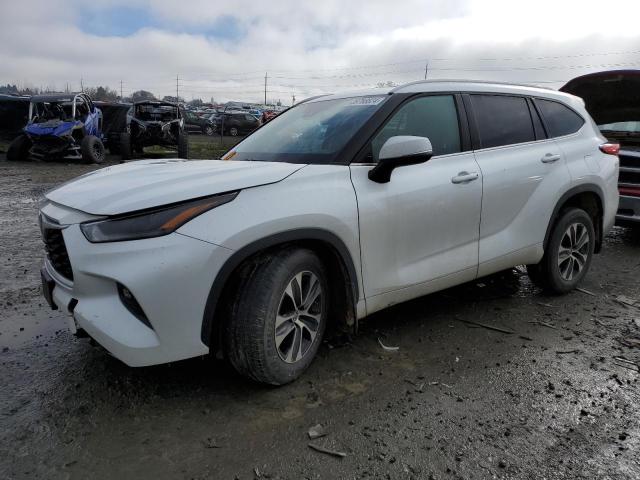 5TDHZRBH5NS567180 - 2022 TOYOTA HIGHLANDER XLE WHITE photo 1