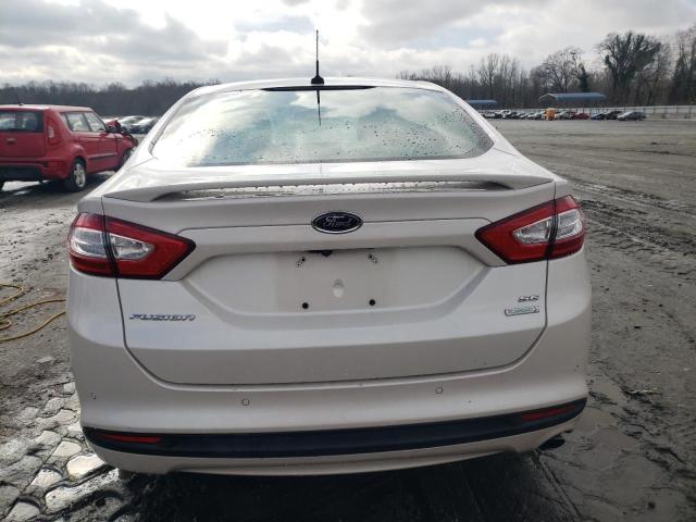 3FA6P0HD5GR402786 - 2016 FORD FUSION SE WHITE photo 6