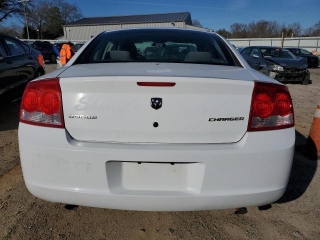 2B3AA4CT8AH303976 - 2010 DODGE CHARGER WHITE photo 6