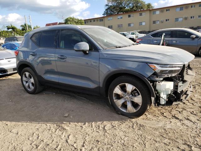 YV4AC2HK2L2225412 - 2020 VOLVO XC40 T4 MOMENTUM GRAY photo 4