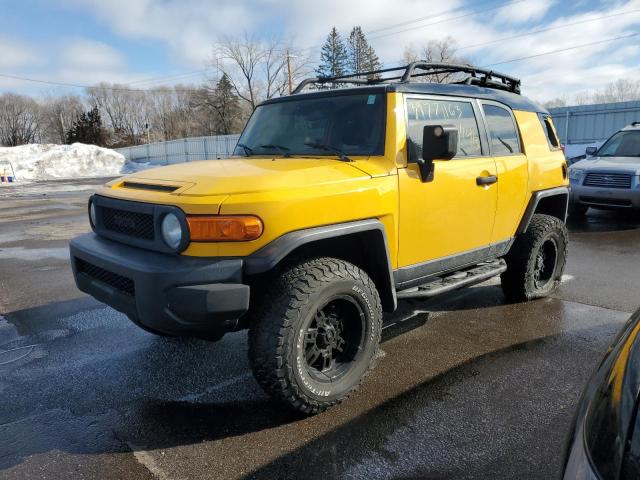 JTEBU11F070019904 - 2007 TOYOTA FJ CRUISER YELLOW photo 1