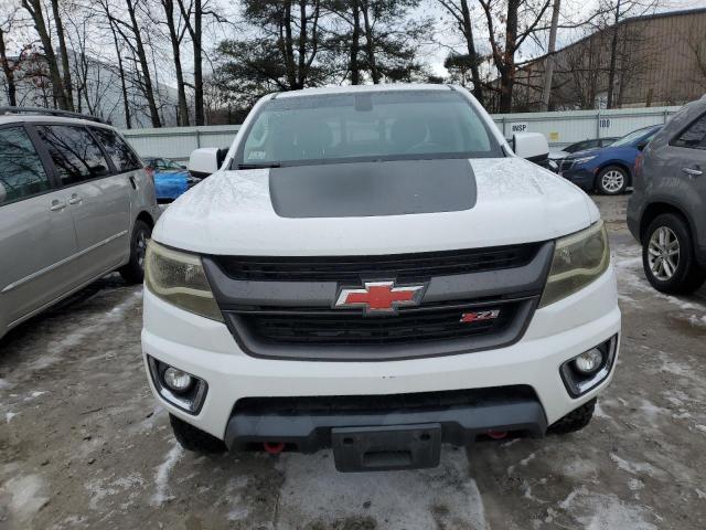 1GCPTDE17H1172367 - 2017 CHEVROLET COLORADO Z71 WHITE photo 5