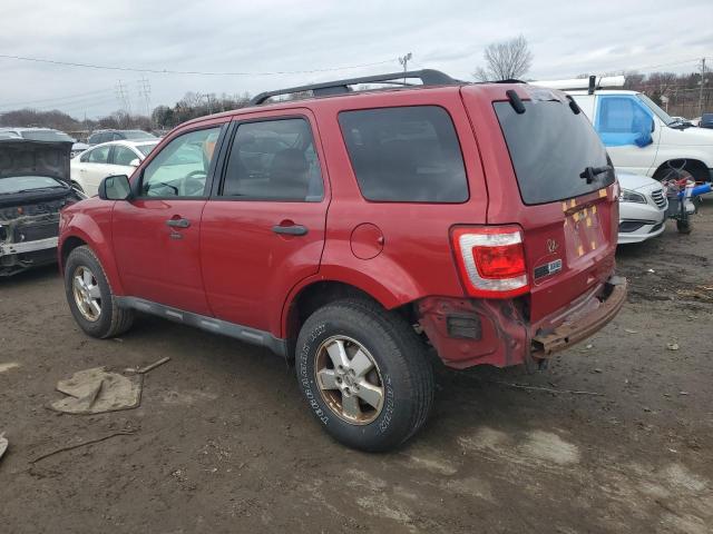 1FMCU0D70BKA12788 - 2011 FORD ESCAPE XLT RED photo 2