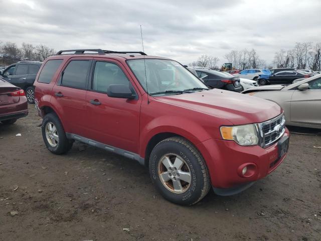 1FMCU0D70BKA12788 - 2011 FORD ESCAPE XLT RED photo 4