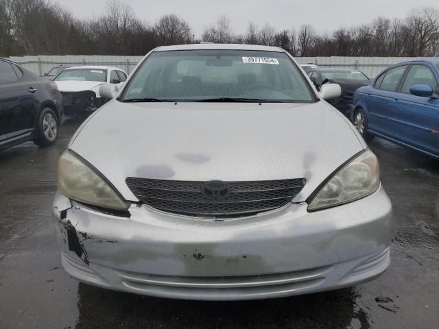 4T1BE32K83U737370 - 2003 TOYOTA CAMRY LE SILVER photo 5