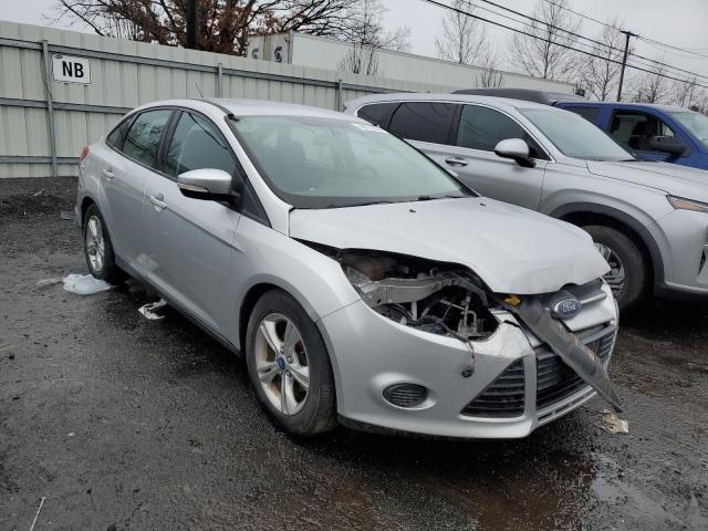 1FADP3F26EL291252 - 2014 FORD FOCUS SE SILVER photo 4