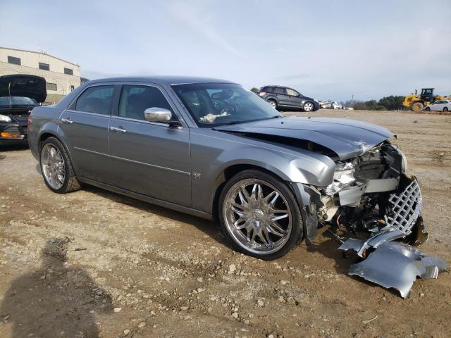 2C3KA63H77H833735 - 2007 CHRYSLER 300C SILVER photo 4