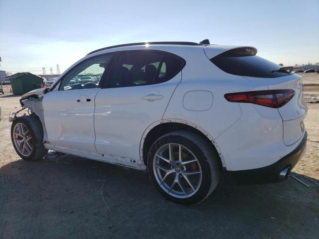 ZASPAJAN3K7C35117 - 2019 ALFA ROMEO STELVIO WHITE photo 2