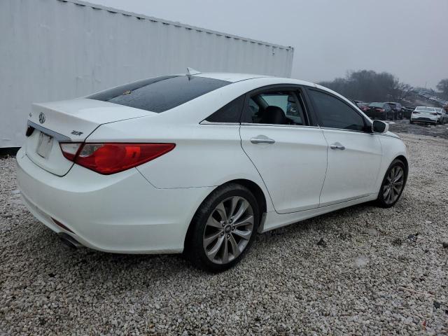 5NPEC4AB0DH527985 - 2013 HYUNDAI SONATA SE WHITE photo 3