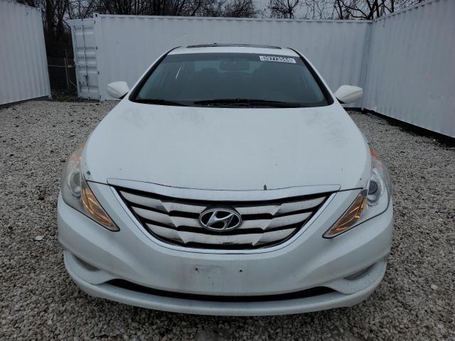 5NPEC4AB0DH527985 - 2013 HYUNDAI SONATA SE WHITE photo 5