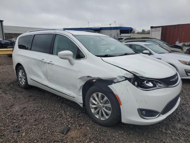 2C4RC1BG8JR148726 - 2018 CHRYSLER PACIFICA TOURING L WHITE photo 4