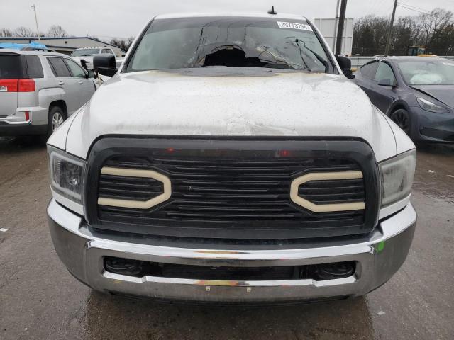 3C6UR5DL0JG275588 - 2018 RAM 2500 SLT WHITE photo 5